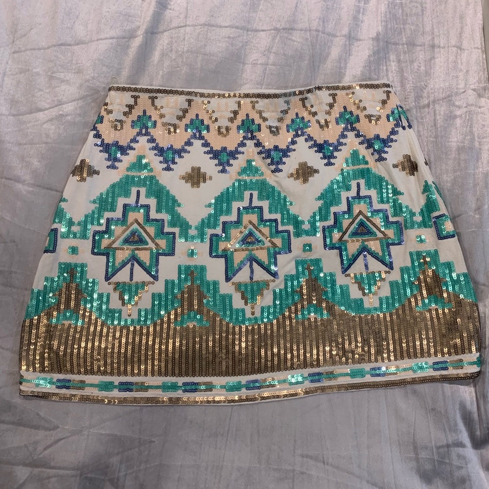 Adorable sequence skirt